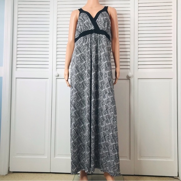 Karen Kane Dresses & Skirts - KAREN KANE Optic Bloom Banded Maxi Dress Size 1X